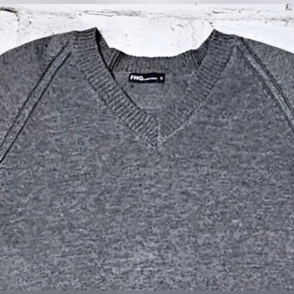 FHQ Collection Gray V-Neck Longline Knit Sweater Dress Size Small - Picture 7 of 9
